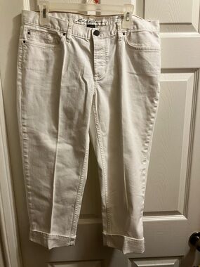 Eddie Bauer White High-Rise Capris size  12